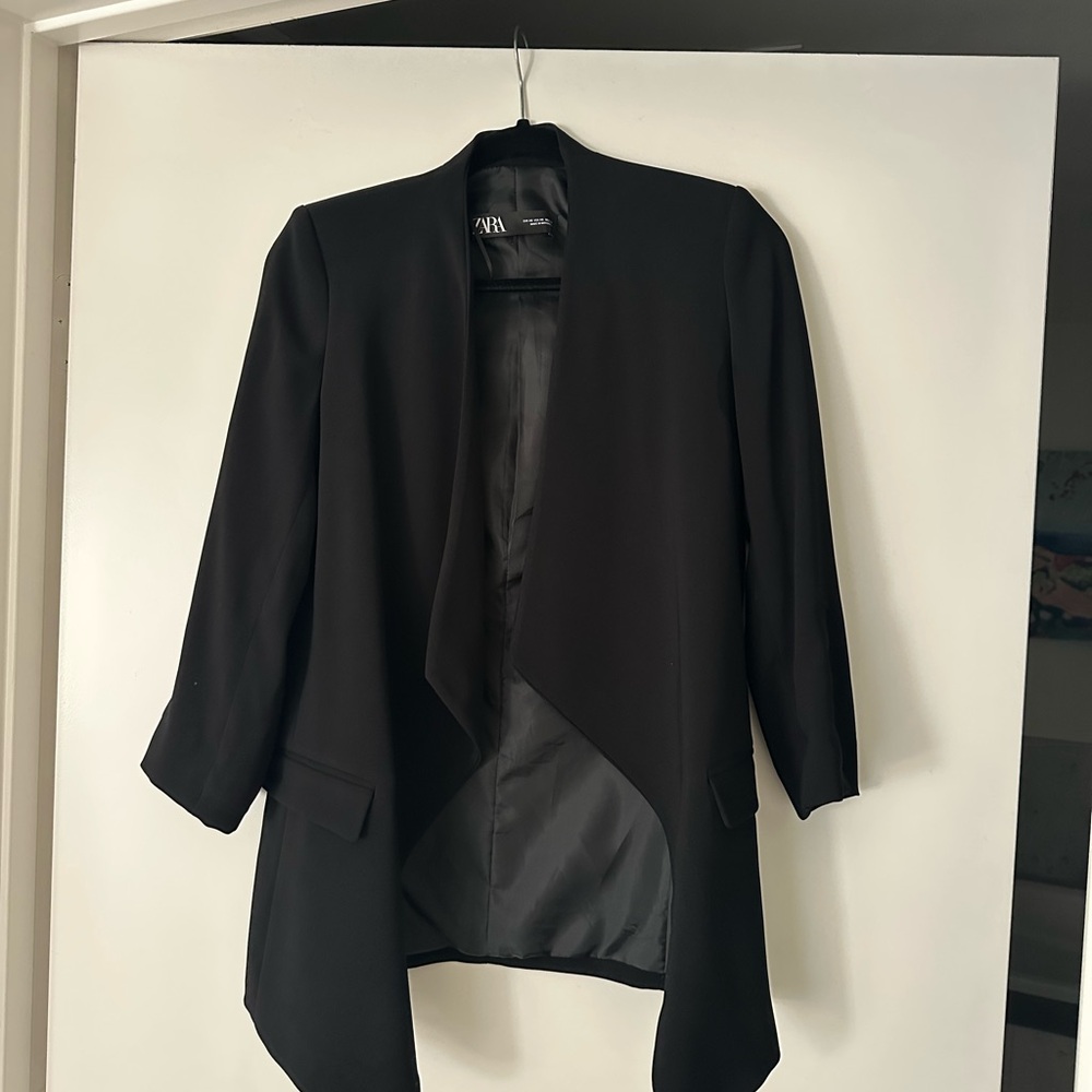 Zara Women's Elegant Black Suit Jacket